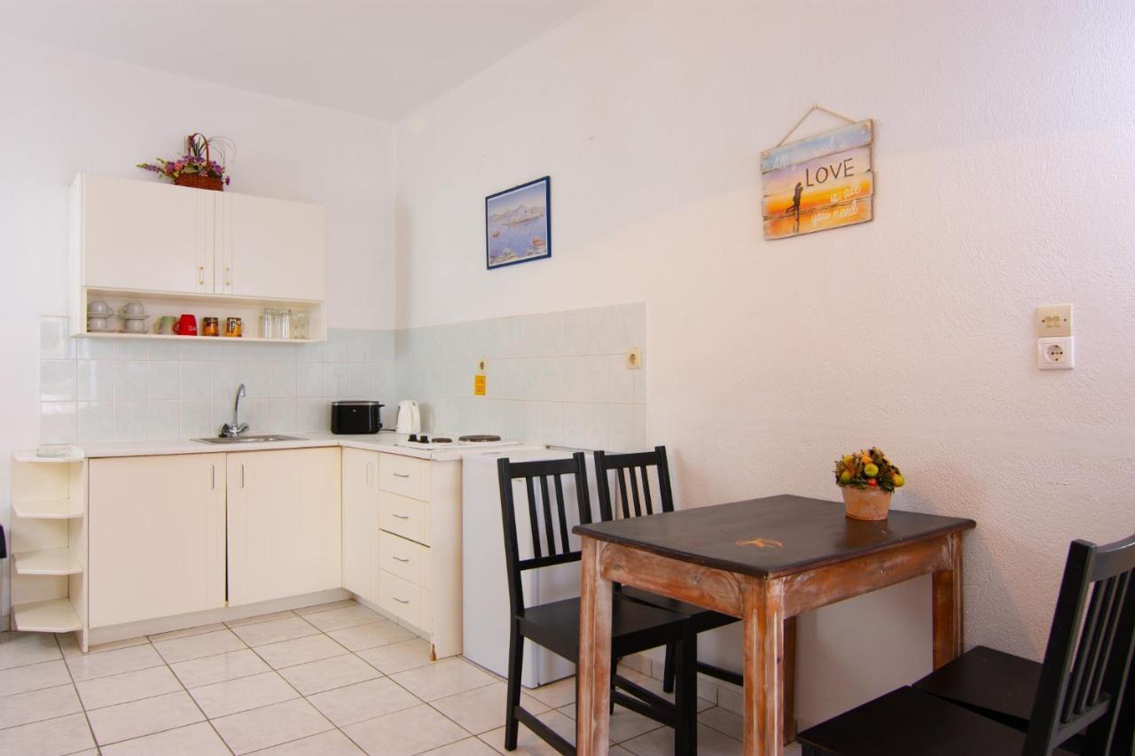 Hiona Seaside Apartment Elounda  Ngoại thất bức ảnh