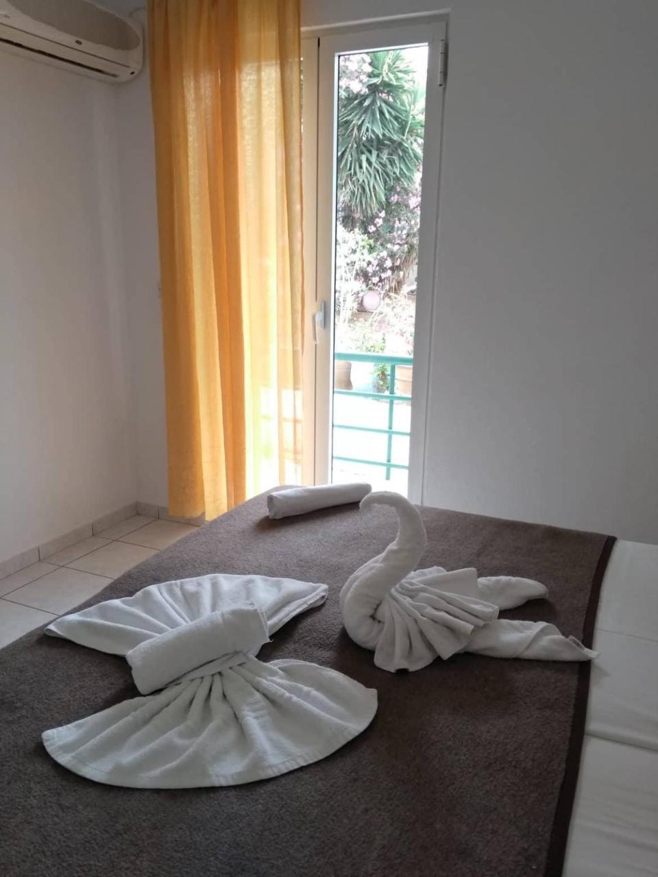 Hiona Seaside Apartment Elounda  Ngoại thất bức ảnh